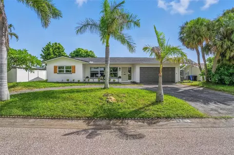 5198 40th St S, Saint Petersburg, FL 33711