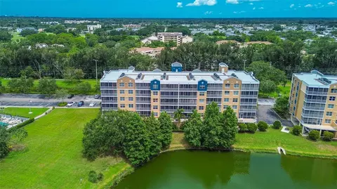 960 Starkey Rd #4303, Largo, FL 33771