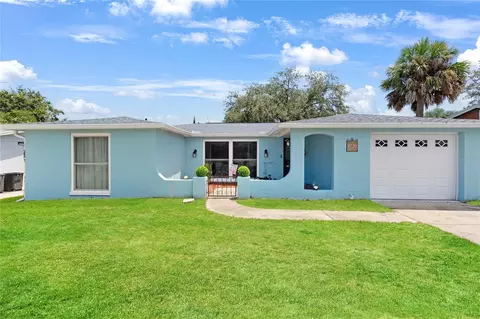 9720 Gray Fox Ln, Port Richey, FL 34668