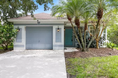 5722 Tanagerlake Rd, Lithia, FL 33547