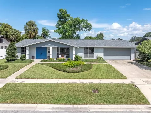 2349 Fern Pl, Tampa, FL 33604