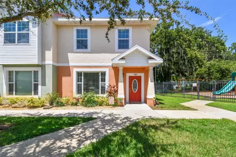 165 Alexander Woods Dr, Plant City, FL 33563