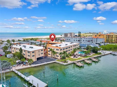 10265 Gulf Blvd #A-301, Saint Petersburg, FL 33706
