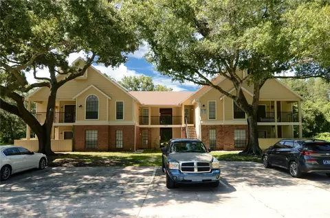 8746 Mallard Reserve Dr #204, Tampa, FL 33614