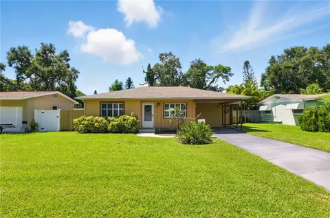 716 62nd Ave S, Saint Petersburg, FL 33705
