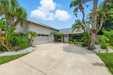 6109 Schooner Way, Tampa, FL 33615