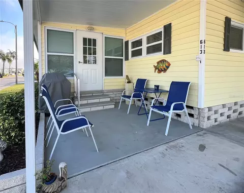 1100 Belcher Rd S #613, Largo, FL 33771