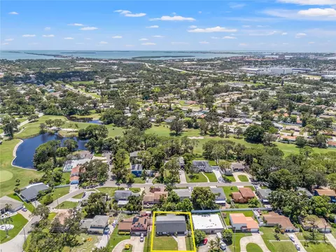 2528 Columbus Way S, Saint Petersburg, FL 33712
