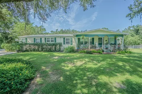 3349 Oakwood Dr, Wesley Chapel, FL 33543