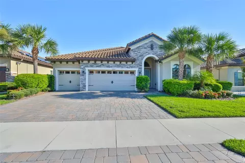 21733 Pristine Lake Blvd, Land O Lakes, FL 34637