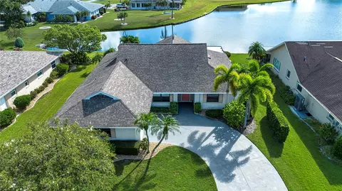 1527 Fort Duquesna Dr, Sun City Center, FL 33573