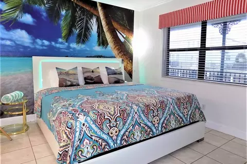 16333 Gulf Blvd #204, Redington Beach, FL 33708