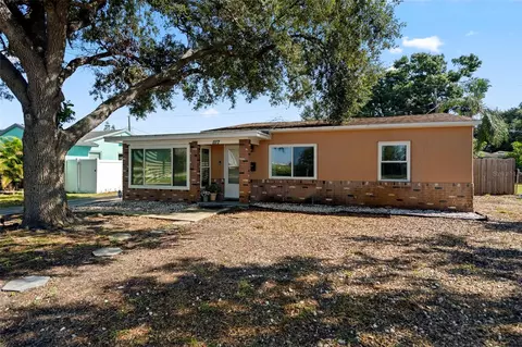 1117 Tyrone Blvd N, Saint Petersburg, FL 33710