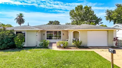 7334 Brentwood Dr, Port Richey, FL 34668