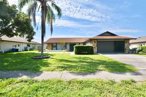 7338 Bramblewood Dr, Port Richey, FL 34668