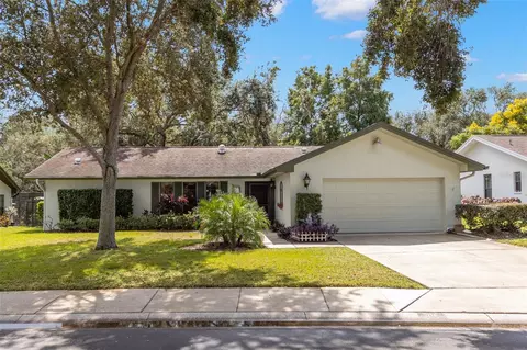 214 Woodland Ct, Safety Harbor, FL 34695