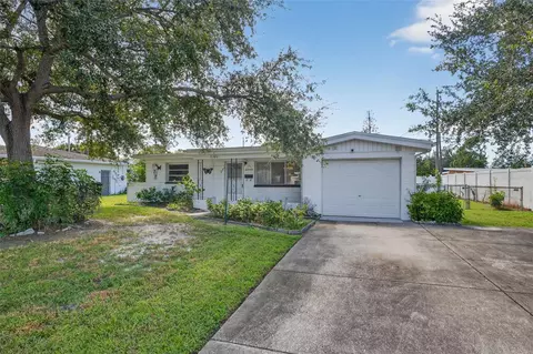 5760 Hobson St NE, Saint Petersburg, FL 33703