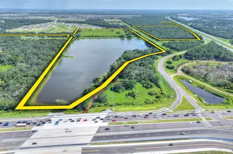 6838 Mary Lou Dr, Riverview, FL 33578
