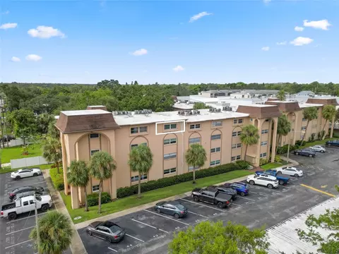 2525 W Bay Dr #A44, Belleair Bluffs, FL 33770