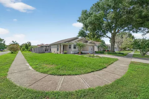 8202 Natchez St, Tampa, FL 33637