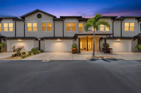 763 Date Palm Ln, Saint Petersburg, FL 33707