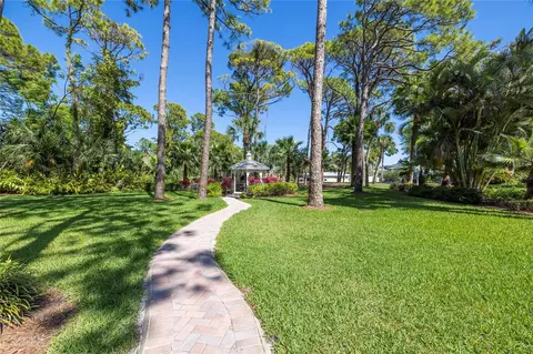000 Soundview Dr, Palm Harbor, FL 34683