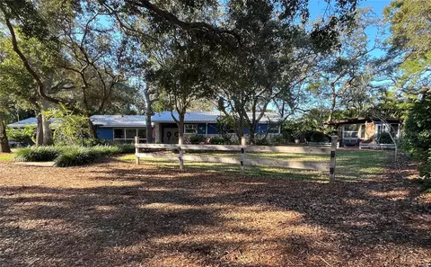 1880 Belleair Rd, Clearwater, FL 33764