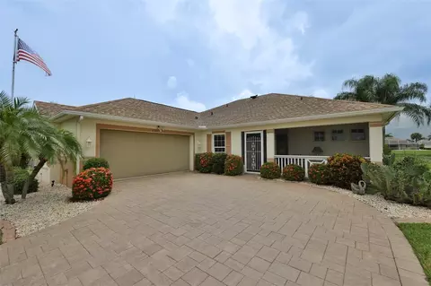 2307 Emerald Lake Dr, Sun City Center, FL 33573