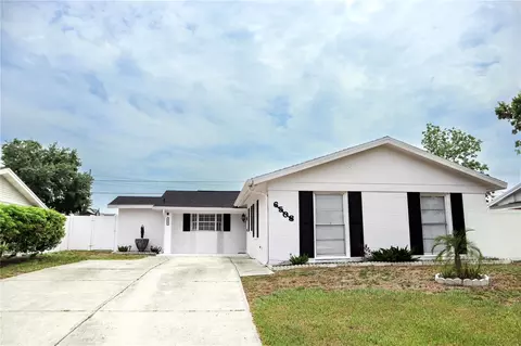 6508 Lenore Dr, Tampa, FL 33634