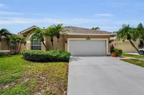 4874 Westchester Ct, Oldsmar, FL 34677