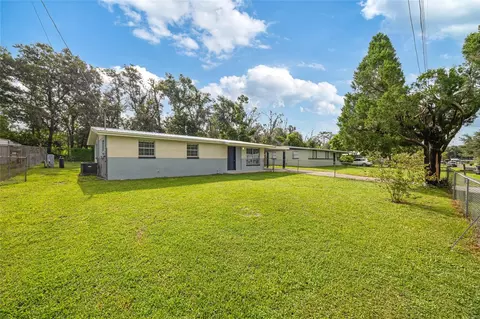 402 Midwood Dr, Plant City, FL 33566
