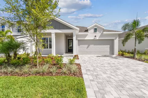10653 Crescent Creek Xing, Parrish, FL 34219