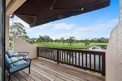 1322 Pelican Creek Xing #C, Saint Petersburg, FL 33707