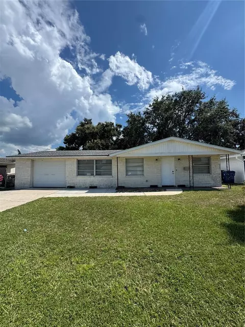 3536 Umber Rd, Holiday, FL 34691