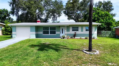11325 112th Ave, Seminole, FL 33778