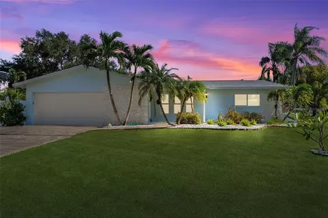 13951 87th Ave, Seminole, FL 33776