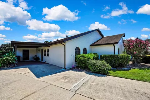 9155 Lingrove Rd, Weeki Wachee, FL 34613