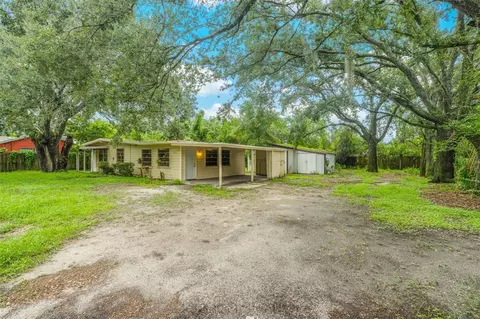 8307 N Ogontz Ave, Tampa, FL 33604