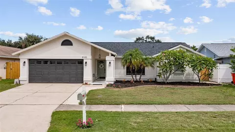 8143 Somerset Dr, Largo, FL 33773