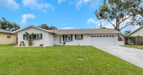 11323 79th Ave, Seminole, FL 33772