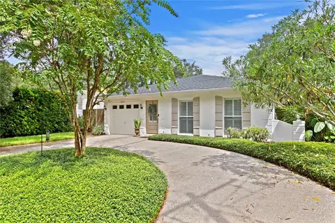 3211 W Chapin Ave, Tampa, FL 33611