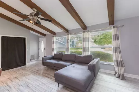 Living - 1610 Burning Tree Ln, Brandon, FL 33510 photo 1 of 5