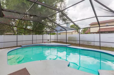 Exterior - 1610 Burning Tree Ln, Brandon, FL 33510 photo 5 of 12