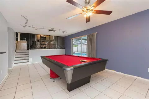 Living - 1610 Burning Tree Ln, Brandon, FL 33510 photo 3 of 5