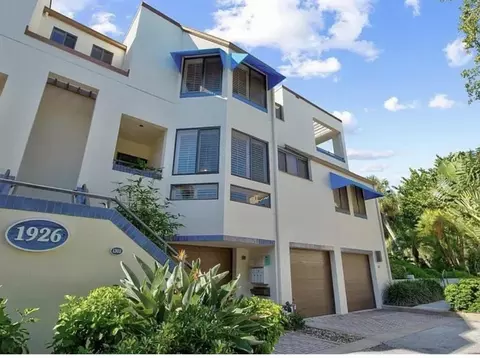 1926 Harbourside Dr #1302, Longboat Key, FL 34228