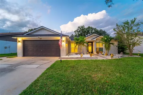 621 Stillview Cir, Brandon, FL 33510