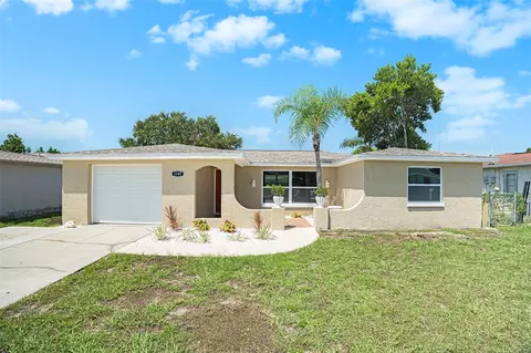 1147 Viking Dr, Holiday, FL 34691