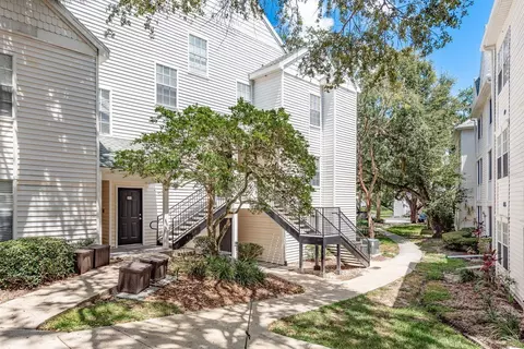 3266 Haviland Ct #203, Palm Harbor, FL 34684