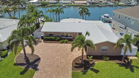 7944 10th Ave S, Saint Petersburg, FL 33707