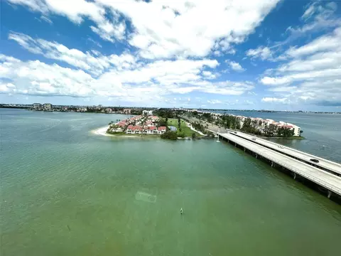 5220 Brittany Dr S #1306, Saint Petersburg, FL 33715